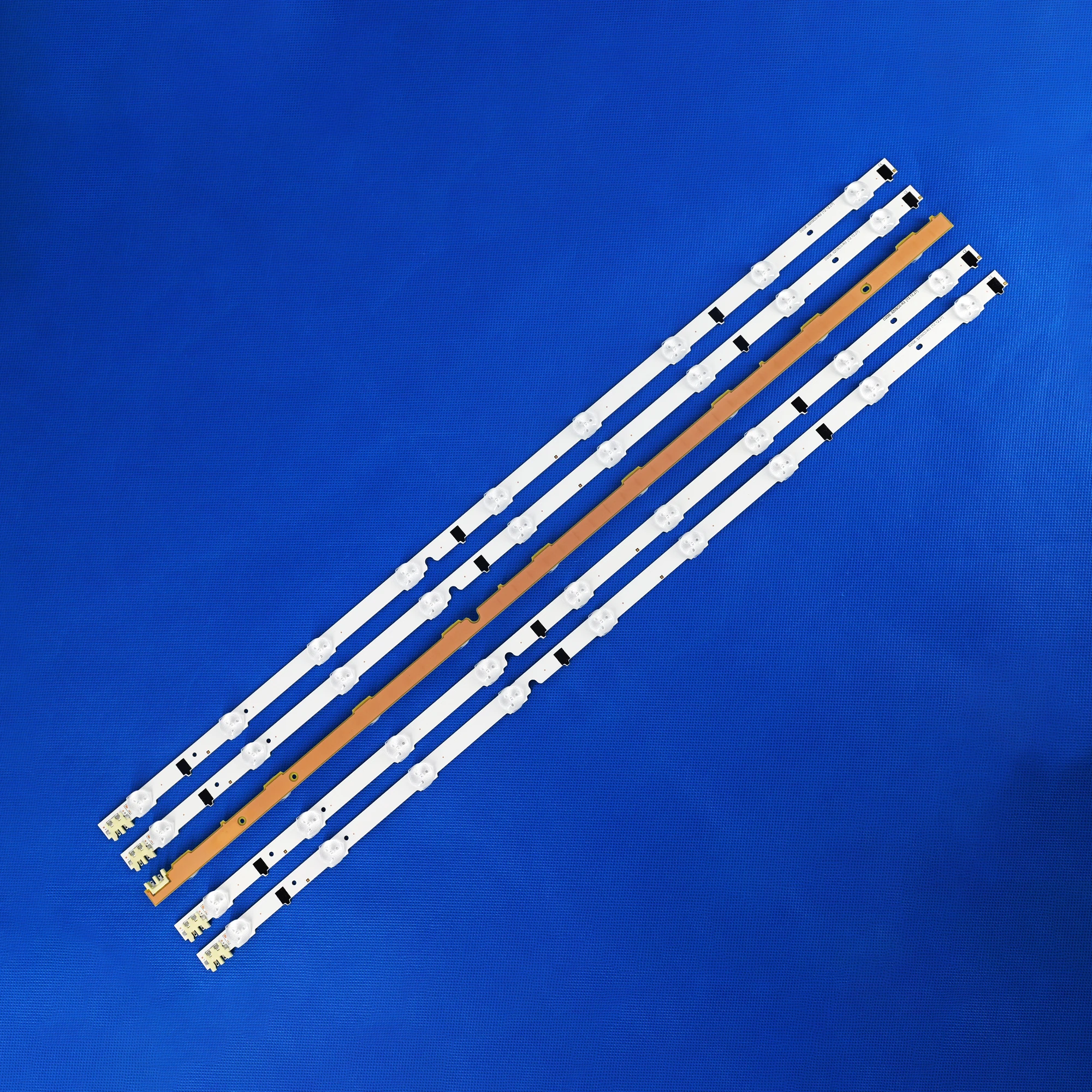 5 pieceslot for samsung ua32f4088ar cy hf320agev3h ue32f5000 ua32f4000ar led strip d2ge 320sc0 r3 2013svs32h 9 leds 650mm free global shipping