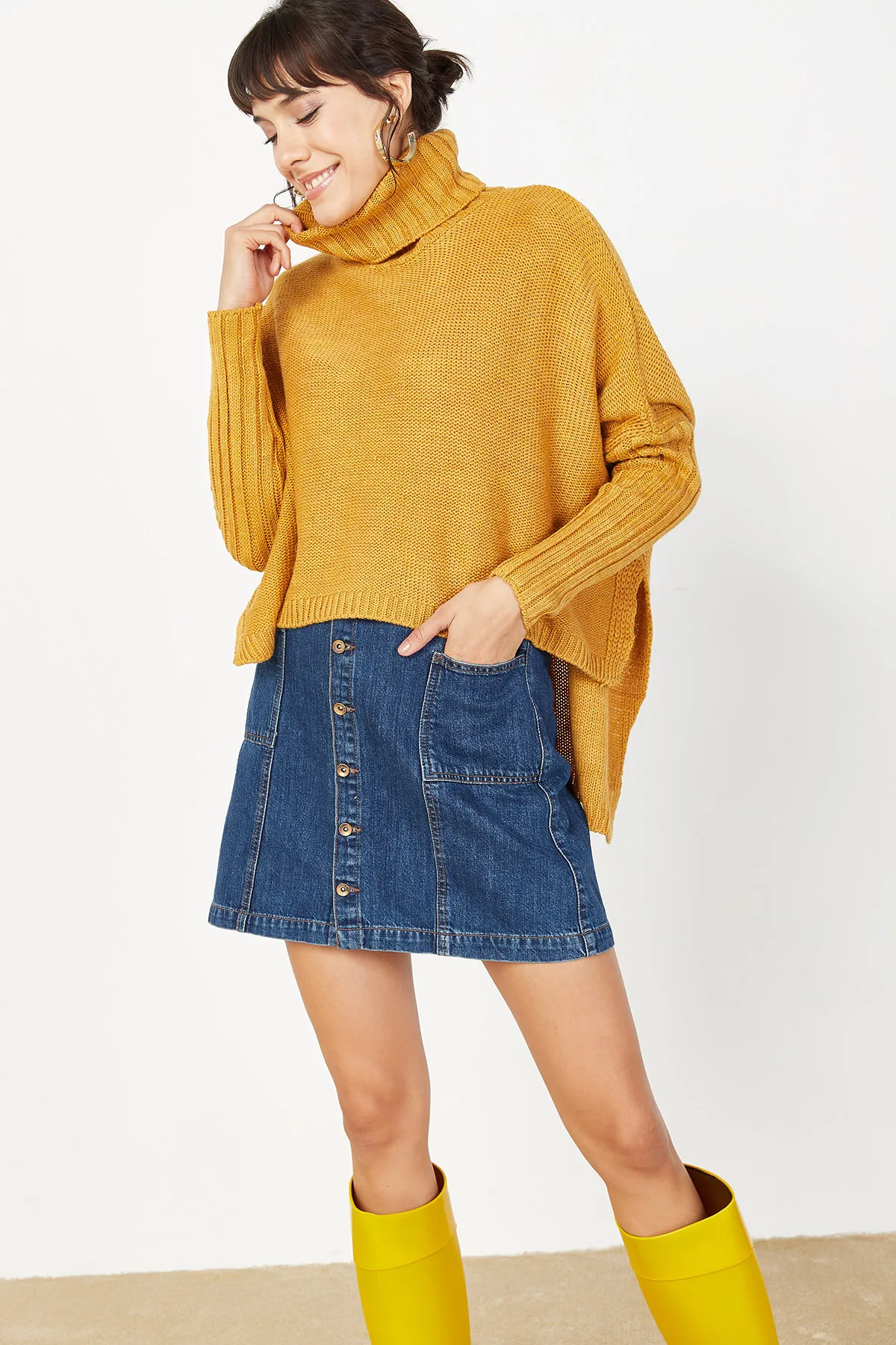 

Women's Mustard Turtleneck Knitwear Sweater Cotton Protector Durable Convenient Seasonal Knitwear Sweater Doesn 'T Sweat