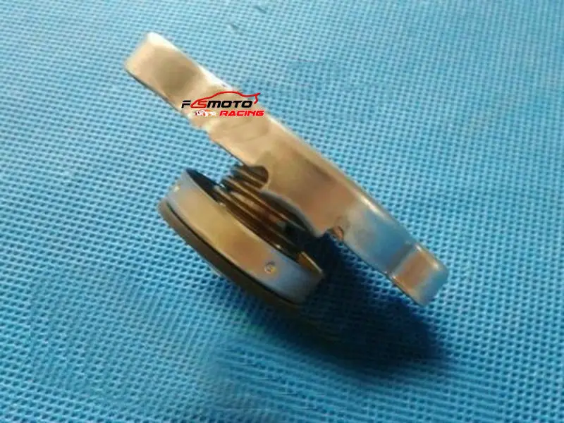 Крышка радиатора для всех японских автомобилей HONDA/YAMAHA/KAWASAKI/SUZUKI 1 8 |