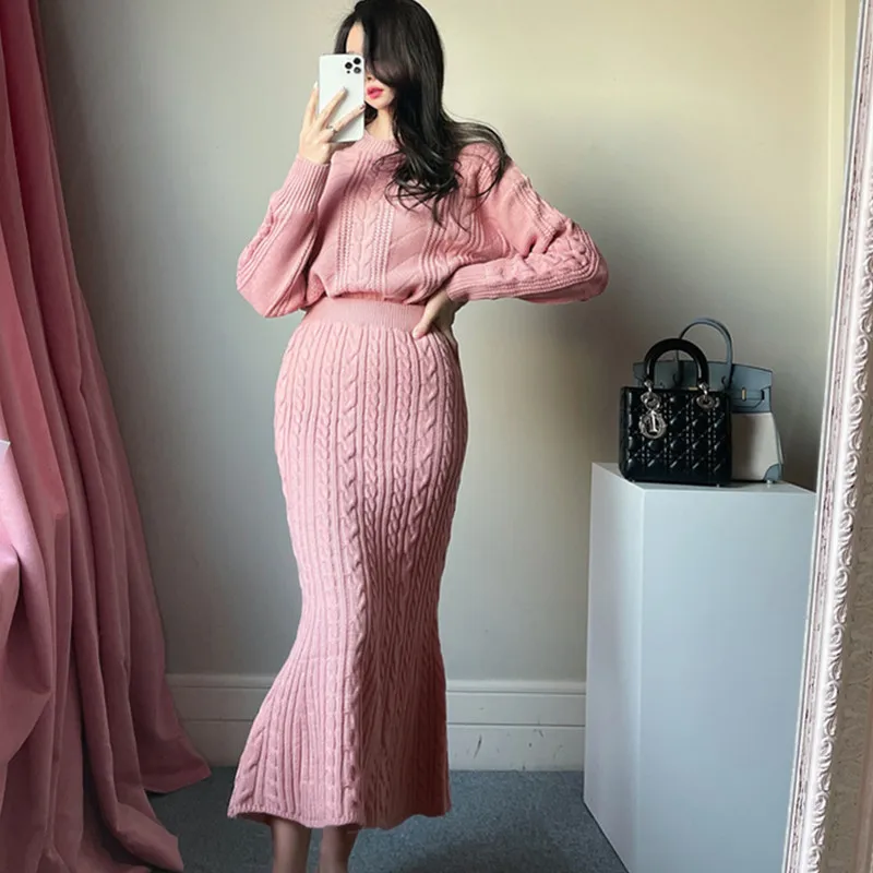 

New Knitted Women's Suit O-neck Long Sleeve Pullovers Sweater + Temperament Trumpet Mermaid Skirt Two Piece Set Autumn Winter