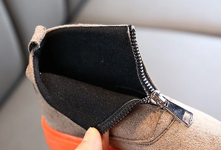 Детские замшевые ботинки на молнии ботильоны цвета хаки с заплатками для девочек