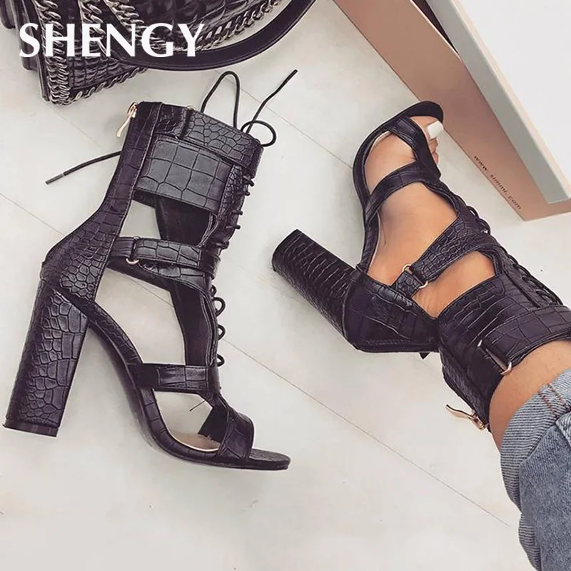 Сандалии женские на высоком квадратном каблуке 8 см Босоножки с открытым носком