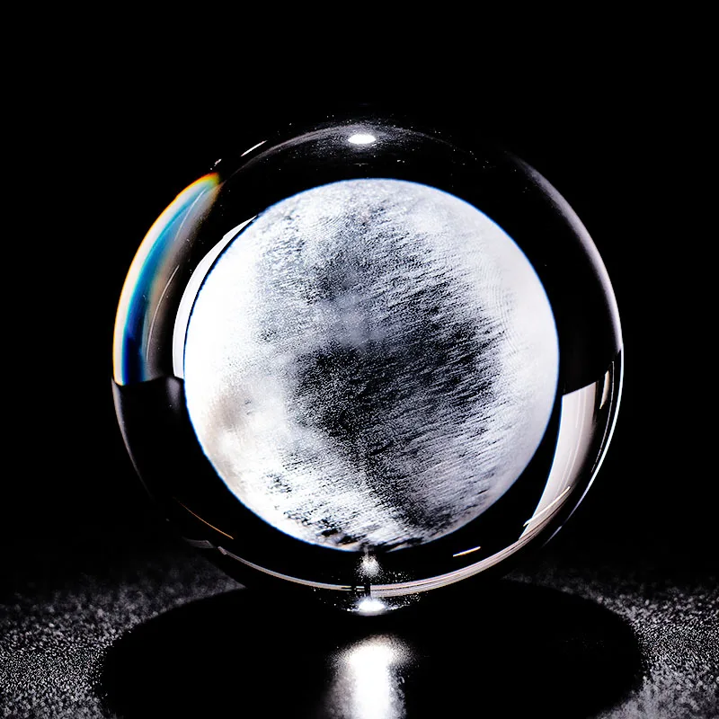 Хрустальный шар с луной. Стеклянный шар Луна. Хрустальный шар на подставке. Сфера из лунного.