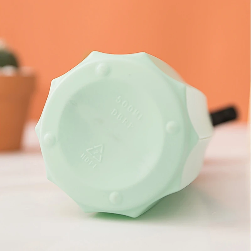 

Garden Flower Watering Spray Bottle Leak-proof Plastic Cleaning Gardening Bottle