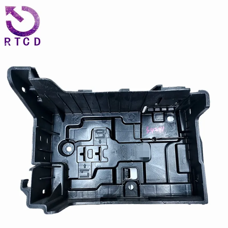 Фото Крышка батарейного отсека 9801801880 для Peugeot 208 2008 301 207CC Citroen DS3 C3CR Elysee Yunyi C4 airsd №1