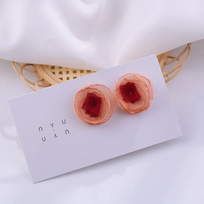 

Boho Lace Flower Stud Earrings For Women Trendy Vintage Clip On Earring No Piercing Bohemian Party Charm Jewelry Gift