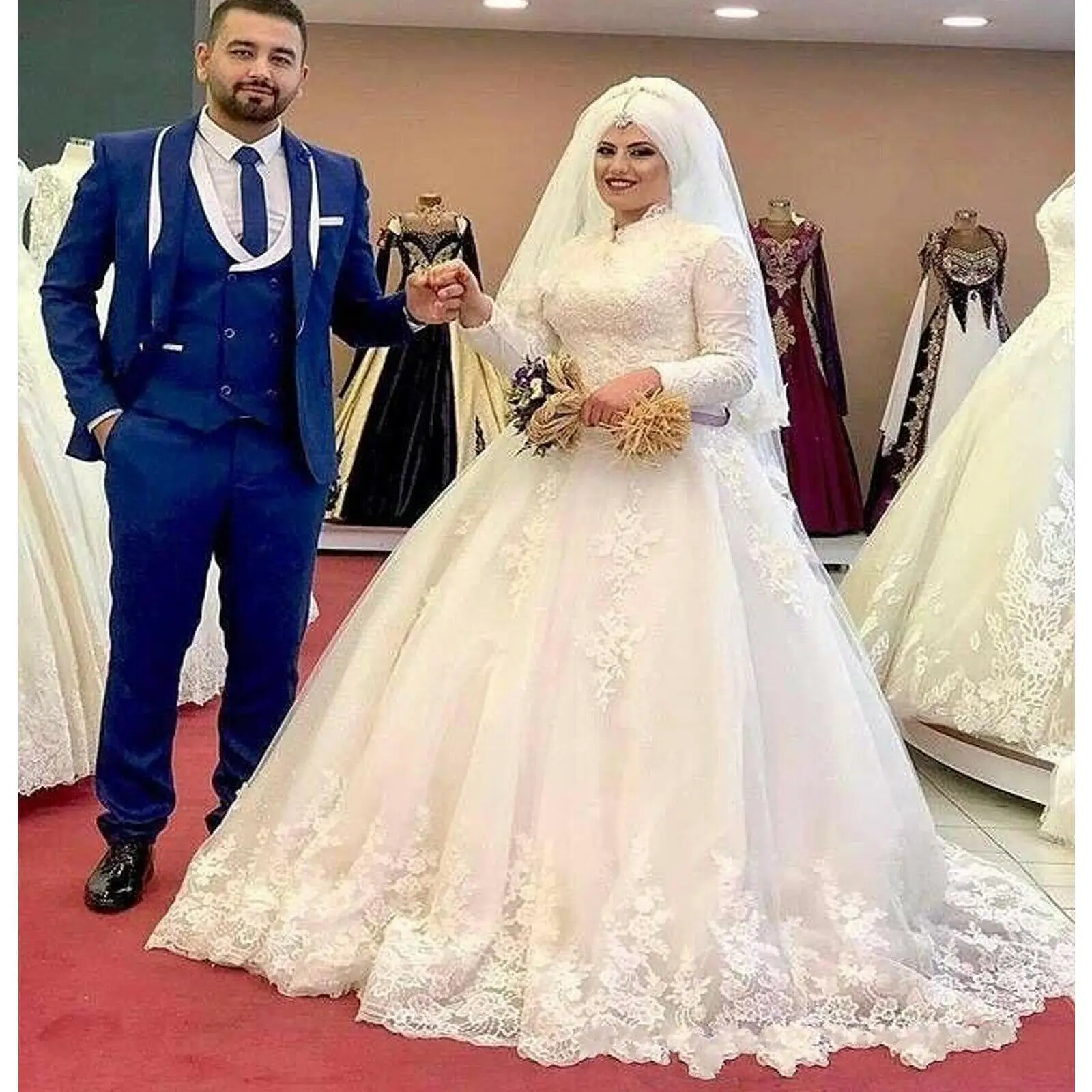 

Elegant Arabic Muslim Wedding Dress Without Hijab 2022 A Line Long Sleeve Dubai Arabic High Neck Ivory Lace Bride Formal Gown