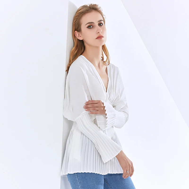 

TWOTWINSTYLE Printed Ruched Tunic Blouse For Women V Neck Flare Sleeve Elegant White Shirt Female 2020 Autumn Fashion New Autumn