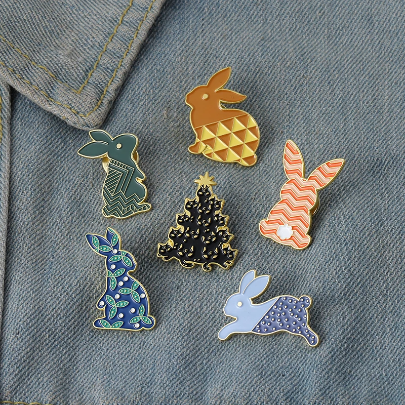 

Design Multidimensional Animals Enamel Pin Cartoon Rabbit Brooches Cute Animal For Women Lapel Pin Badge Jewelry Gifts Wholesale