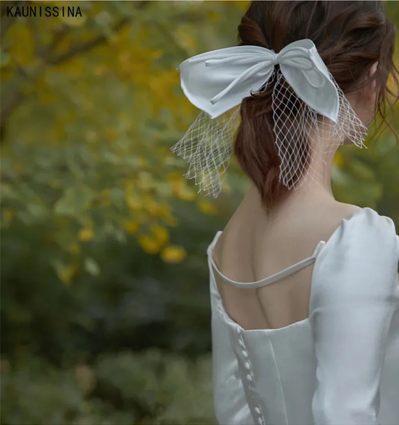 

KAUNISSINA Long Sleeve Satin Wedding Dresses for Women Square Collar Floor-Length Elegant Bridal Gown White Simple Bride Dress