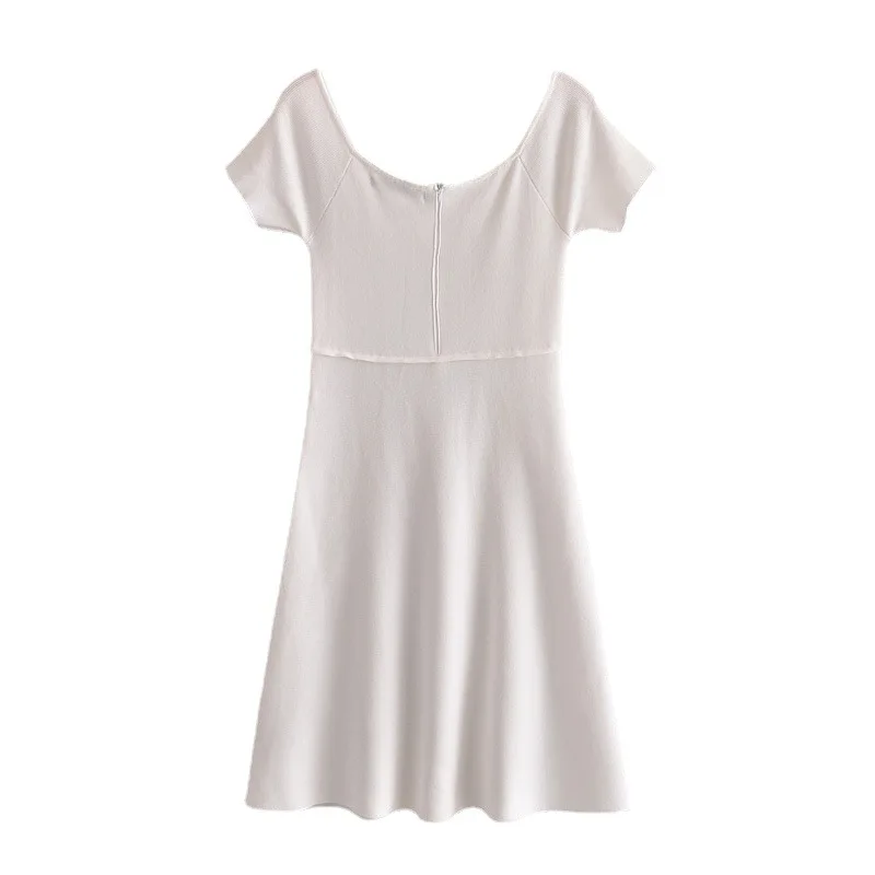 

Women's Dress 2021 Summer New French Bellflower V-neck Slim Short Dress Irregular Bubble Short Sleeve