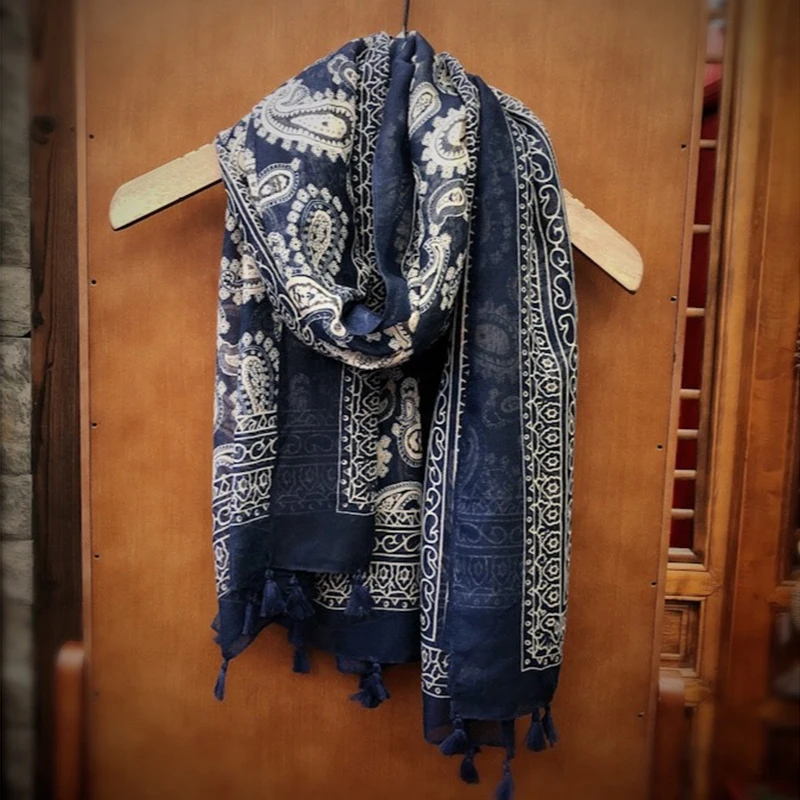 

Women Scarfs Print Flower Blue Bandana 2020 Fall Winter New Cotton Brief Warm Shawl Female Vintage Women Clothing