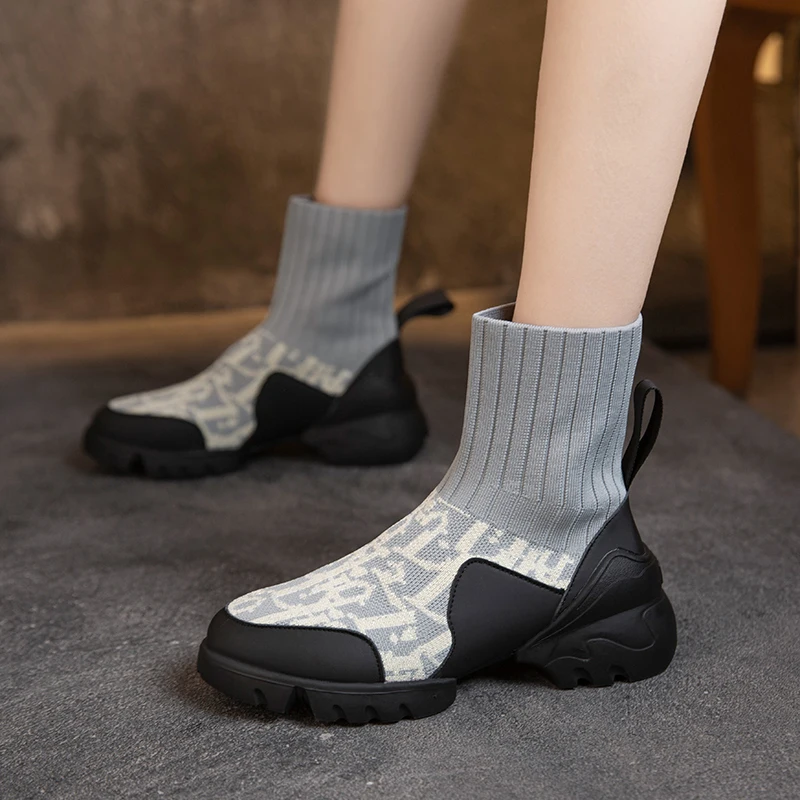 

Women Sneakers Woman Slip On Sock Shoes Female Warm Casual Sneakers Ladies Black Chunky Sneakers Fur Platform Boots Trainers New