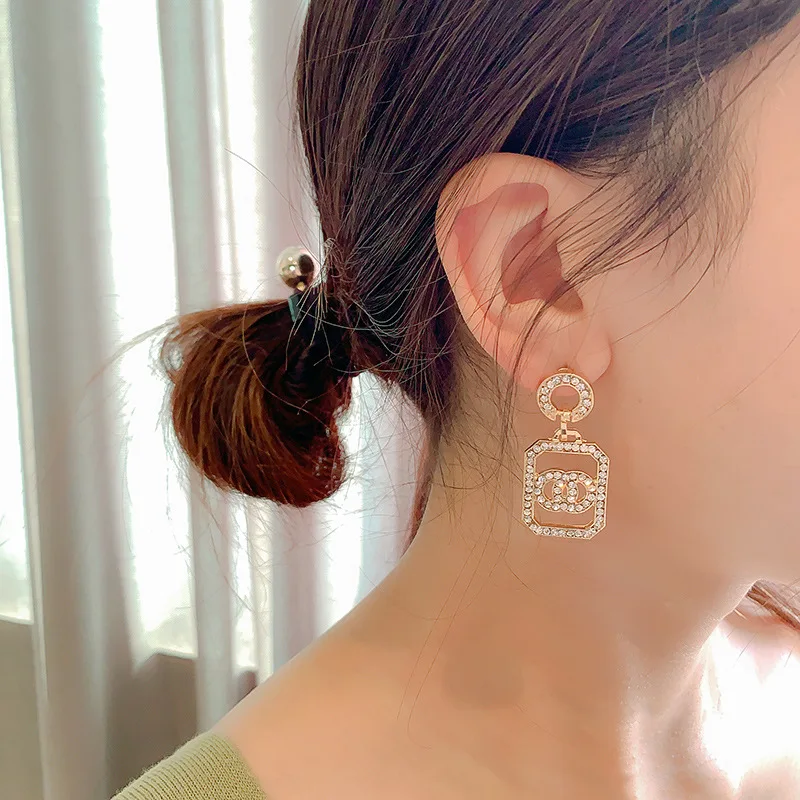 

Earrings Korean Hollow New Trend Rhinestone Round Fashion Temperament All-Match Senior Birthday Gift Party Banquet Accessories
