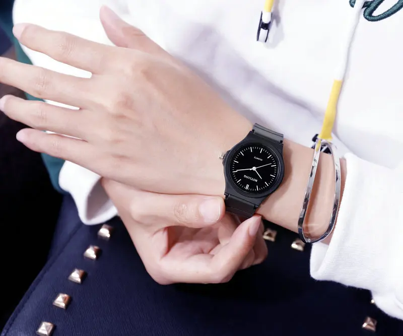 

2021 New Fashion Simple Silicone Casual Quartz Watch Silicone Watch Couple Watch Neutral Wind Watch Relogio Feminino