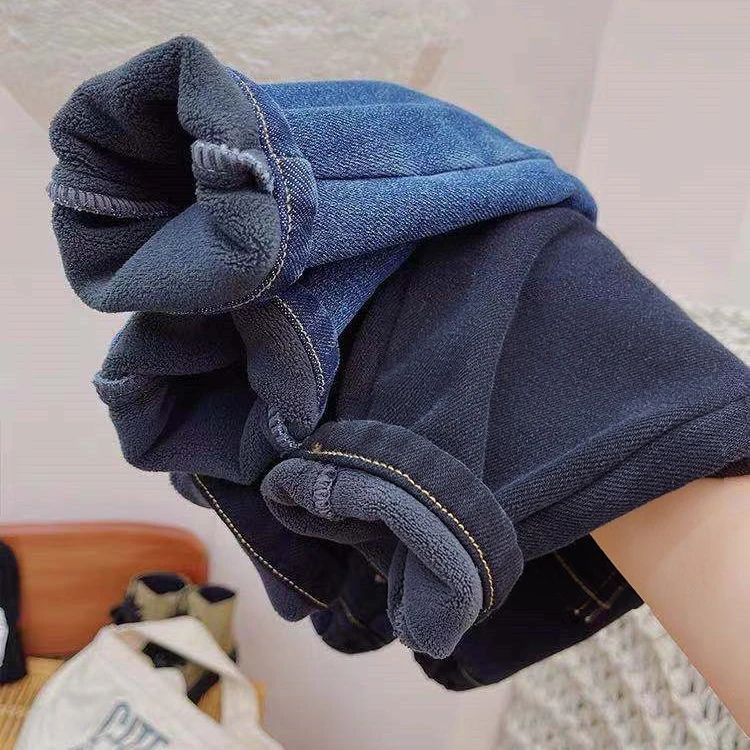 

New Korean Winter Baby Girls Boys Kids Thicken Velvet Jeans Pants Warm Casual Trousers Children Denim Jeans Full Length Pant