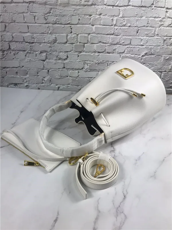 Весна/Лето Новое поступление Оригинальные женские сумки FURLA, высокое качество, маленькие размеры, женские меховые сумки белого цвета, размер 24 см* 22 см* 16 см