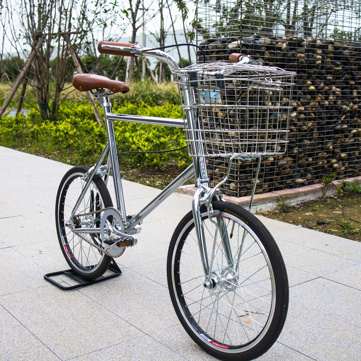 Retro 20 Inch Bicycle Leather Cushion 23C Compass Tire Sliver Gooseneck Crankset 165mm Stem 46T Crank Vintage Mini Commute Bike