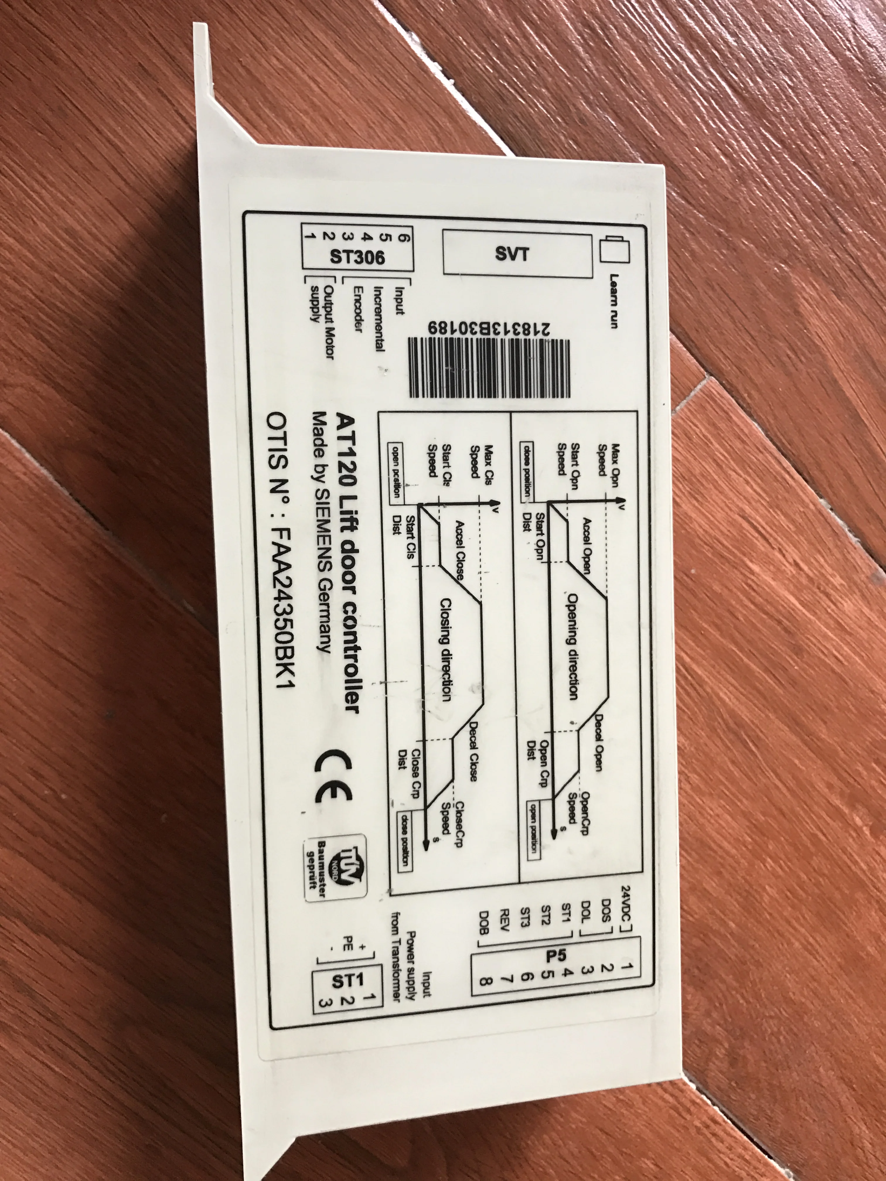 

Контроллер двери AT120 R для лифта FAA24350BK1