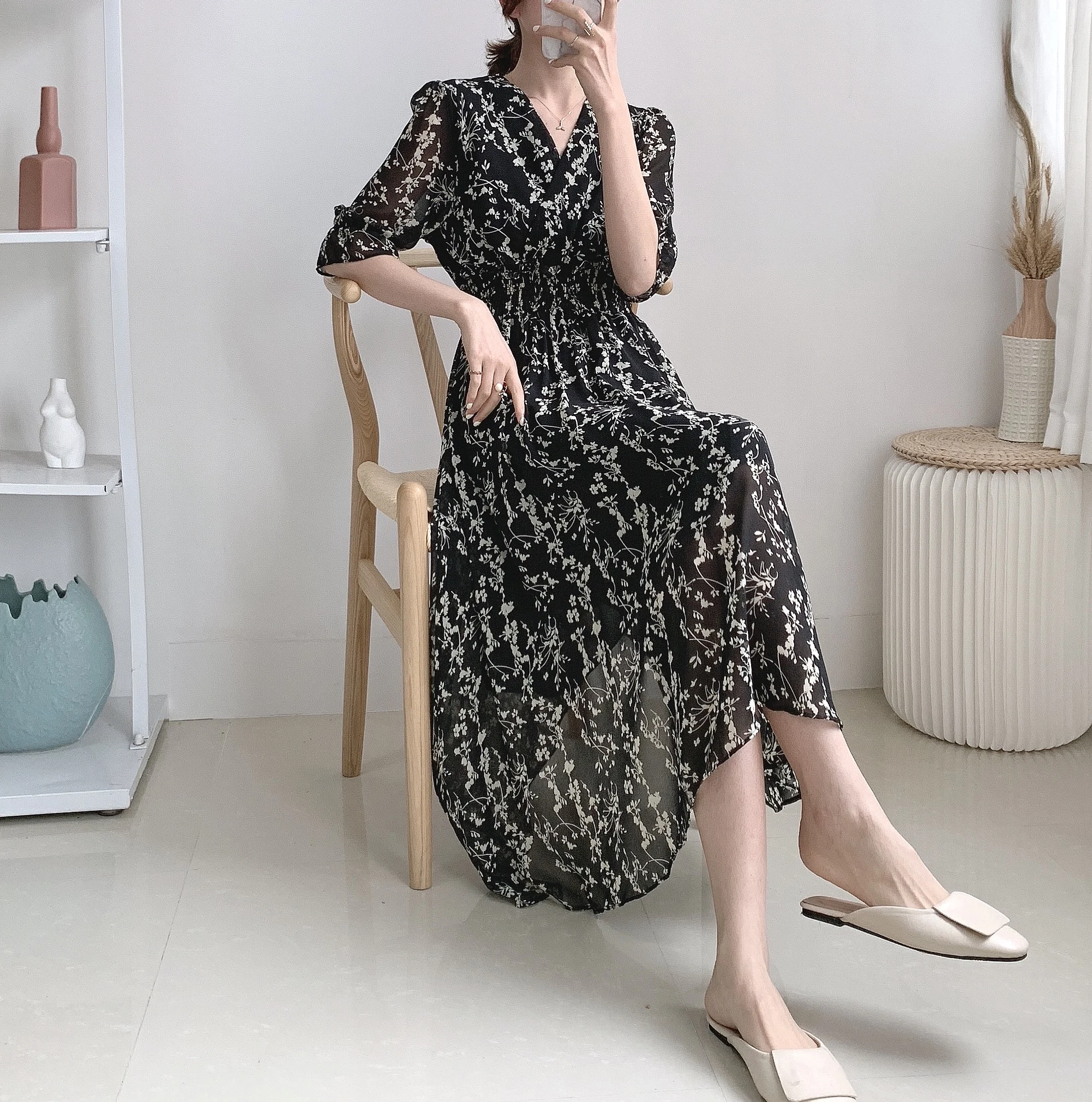 

2021 Summer V-neck Chiffon Elegant Women's Long Dresses Vintage Printed Pattern Dress Ladies Flower Casual Clothes Lady