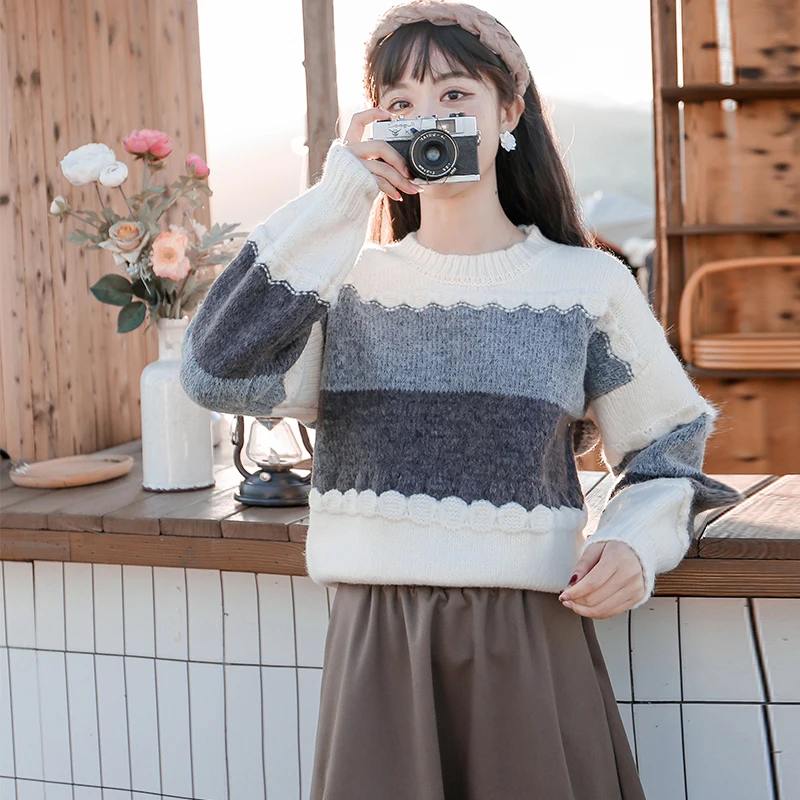 

blocked color knits Black and white pullover round neck thick striped wavy knitswear bottoming shirt gray sweaters female