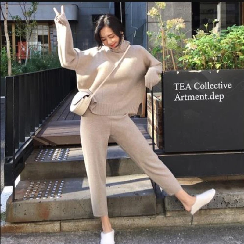 Весенне зимний трикотажный спортивный костюм водолазка свитера Модный женский