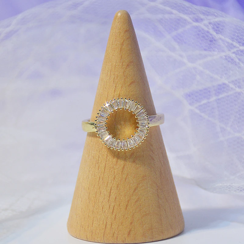 

2021 New Arrive Popular Design 14k Real Gold Simple Pearl Crown Rings for Women Adjustable Open Advanced Jewelry Zirconia Gift