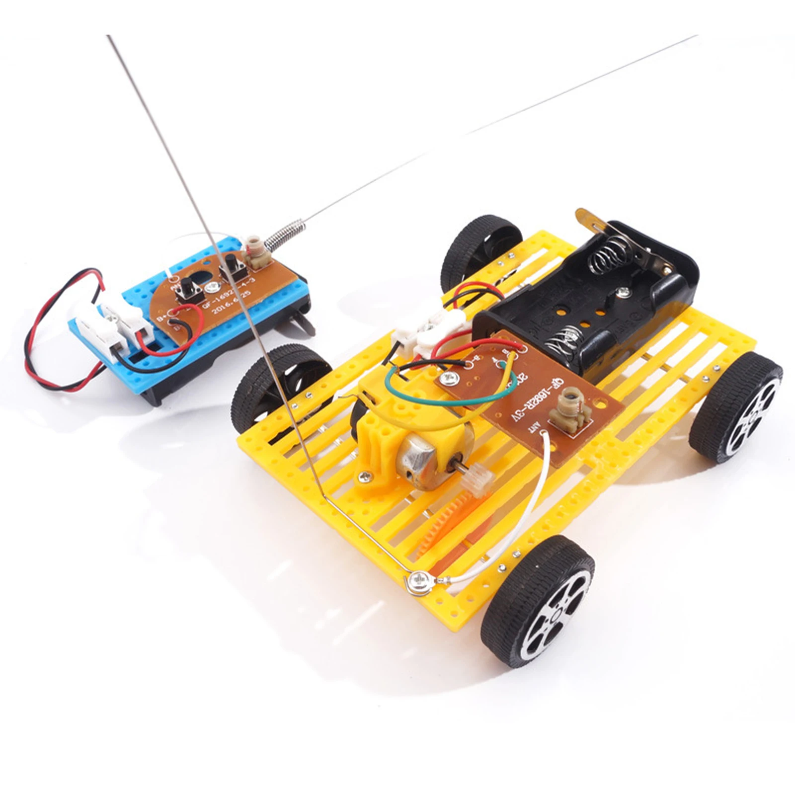 

Kid DIY Assembly 2-CH Remote Control Electric RC Racing Car Model Science Experiment School Project Toy Interesting STEM vehicle