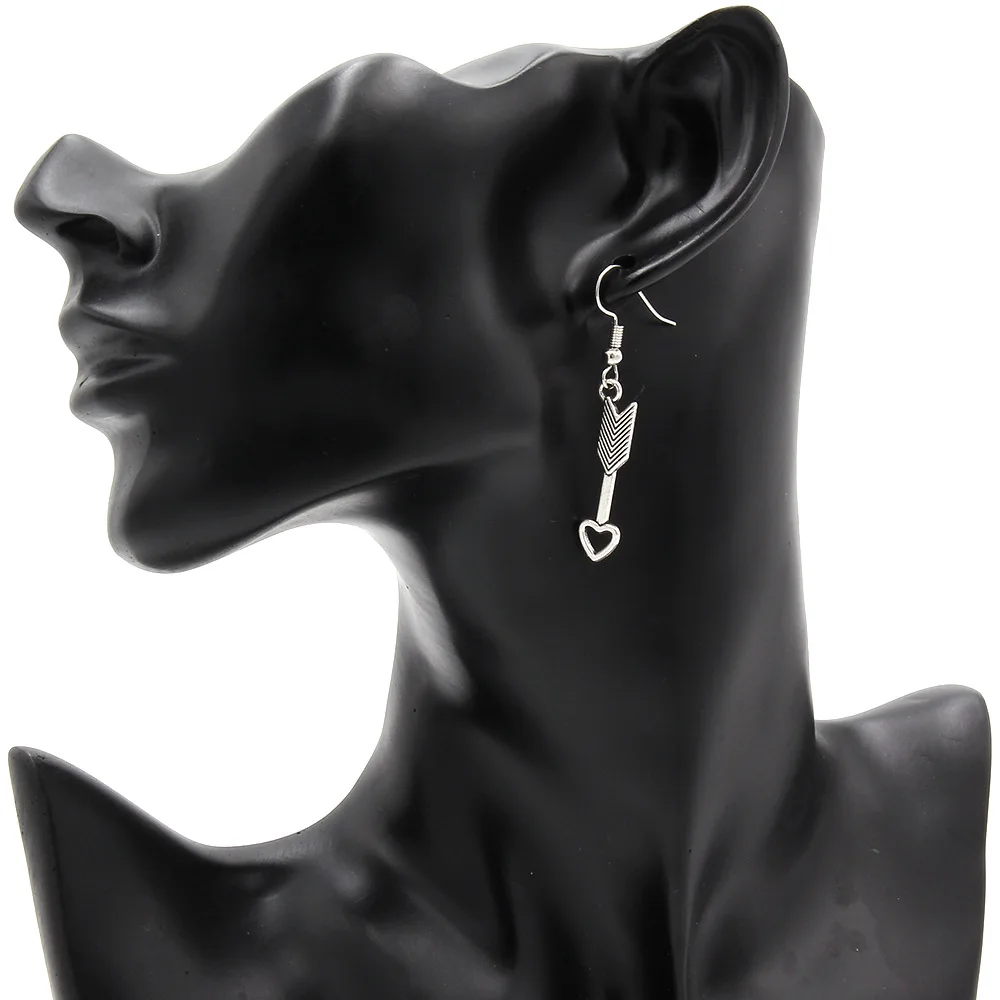 Старинное серебро Одна стрела пирсинг сердце подвеска крючок серьги креативные