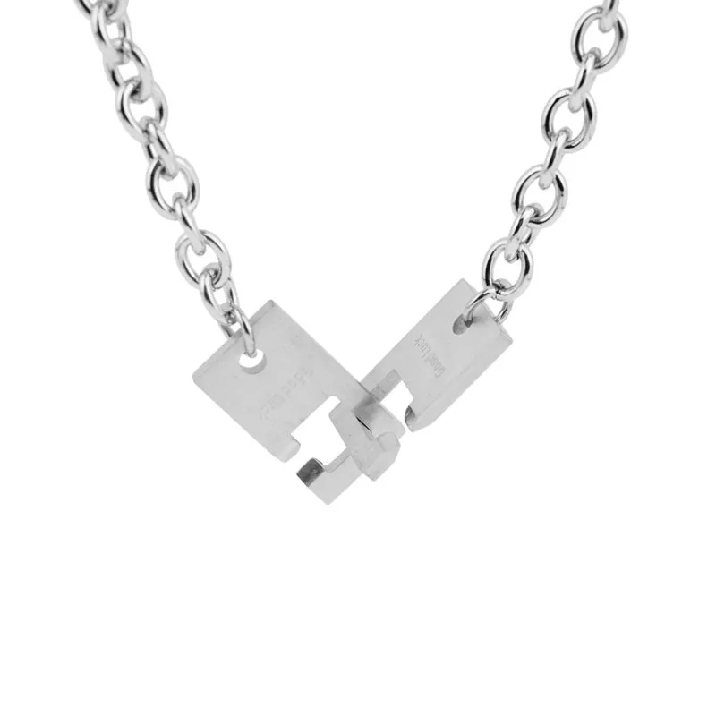 

Ожерелье для женщин, цепочка до ключицы, винтажные аксессуары, персональная крутая двойная Пряжка, кулон из нержавеющей стали, рождественск...