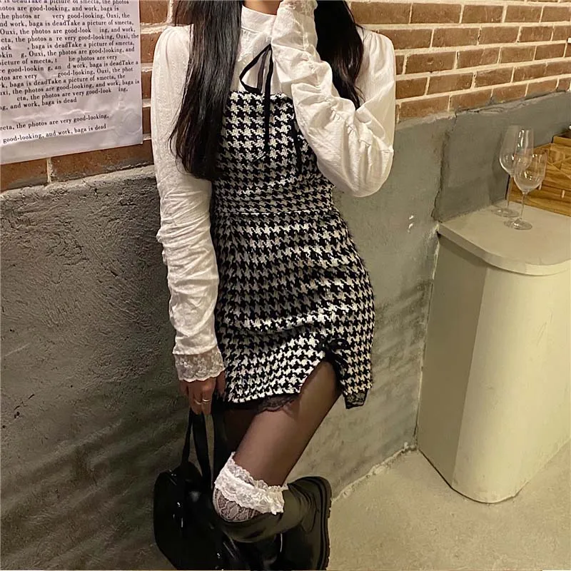 Женская рубашка с длинным рукавом белая летняя Клетчатая на тонких бретелях в