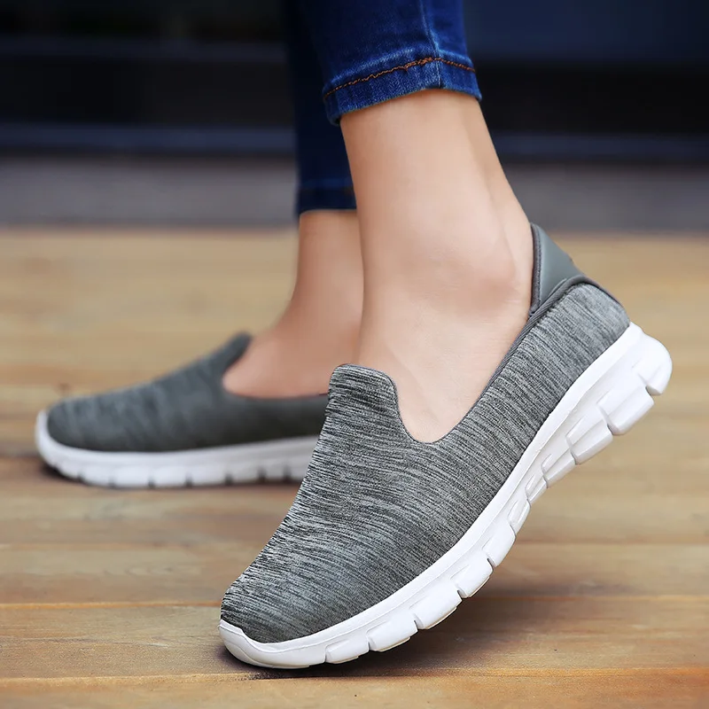 

2021 Fashion Women's Shoes Comfortable Breathable Mesh Casual Shoes Autumn Women's Solid Color Non-slip Lightweight Sneakers