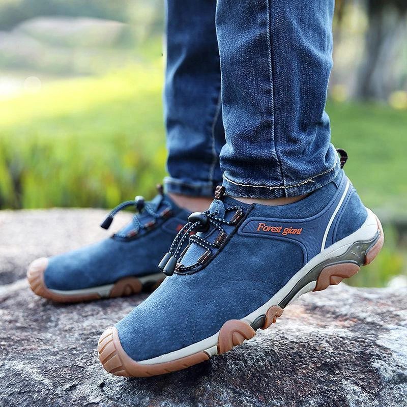 

Hiking Shoes Men Outdoor Keep Warm Inside Velvet Sneakers Size 38-45 Travel Camping Non-slip Comfortable Low-top Shoes