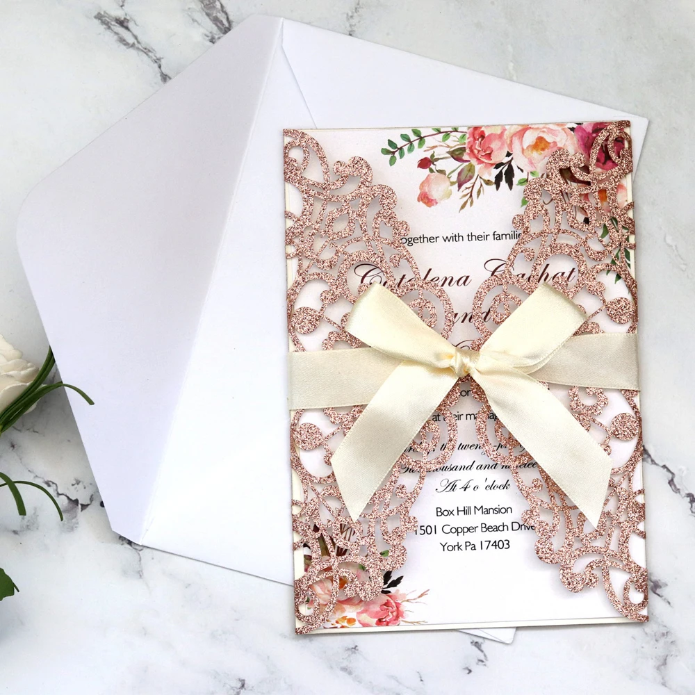 Розовые золотые блестящие свадебные пригласительные открытки с лентой и