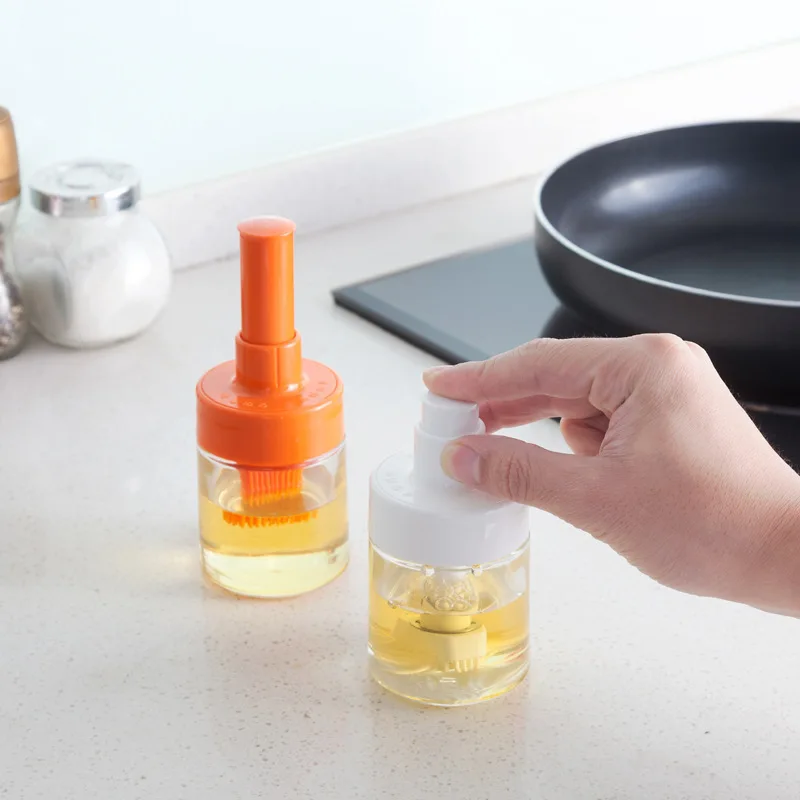 

Household High Temperature Resistant Kitchen Oil Brush Barbecue Tool Silicone Brush Pancake Greasing Oil Control Bottle