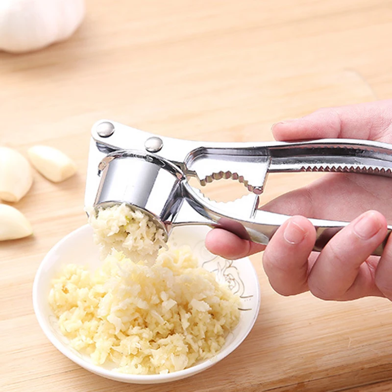 

4 In 1 Multifunctional Stainless Steel Ginger Garlic Mincer Kitchen Tool Easy To Clean Walnut Clip Kitchen Tool