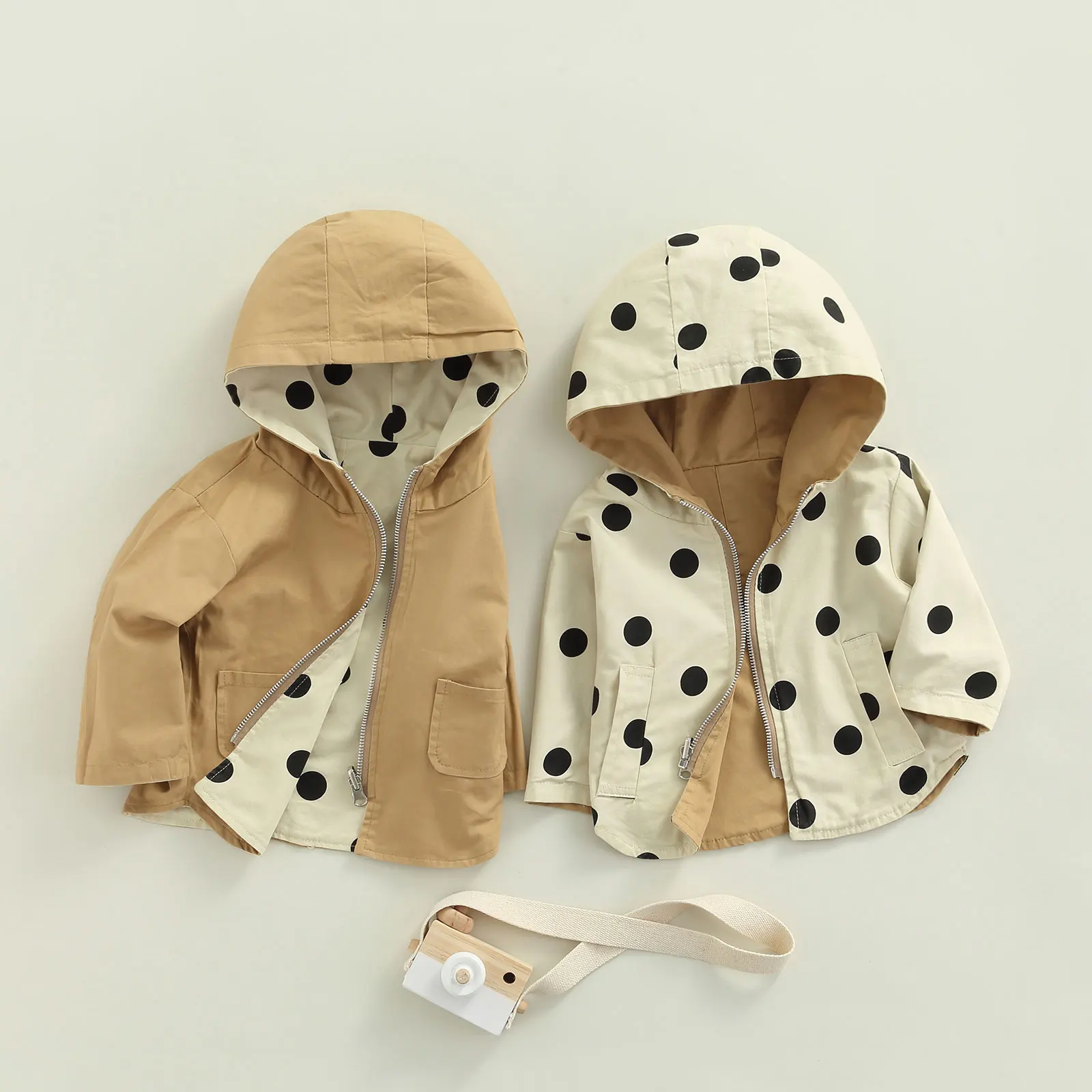 

Infant Kids Baby Girls Boys Hooded Jacket with Dot Print, Smooth Zipper Both Sides Usage Spring Clothing 1-6T