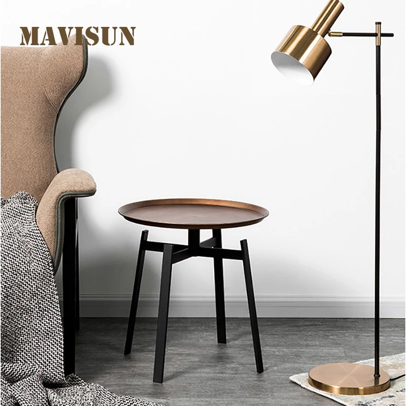 

Роскошный минималистичный маленький кофейный столик в американсветильник стиле с золотым покрытием и матовым покрытием, простая полка, Цв...