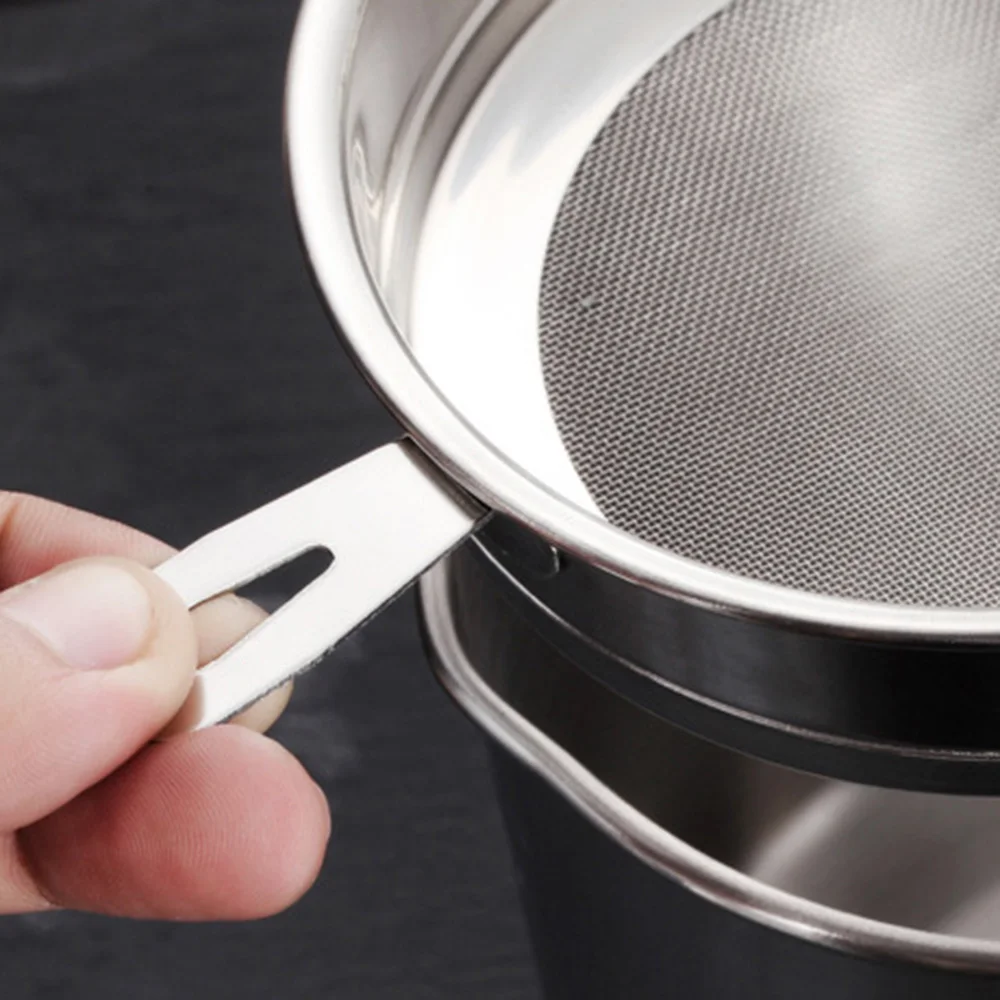

YIGUISI TikTok Kitchen cooking oil filter pot Can Strainer Colander Reuse Cooking Oil Storage Can Dispenser Container Strainer