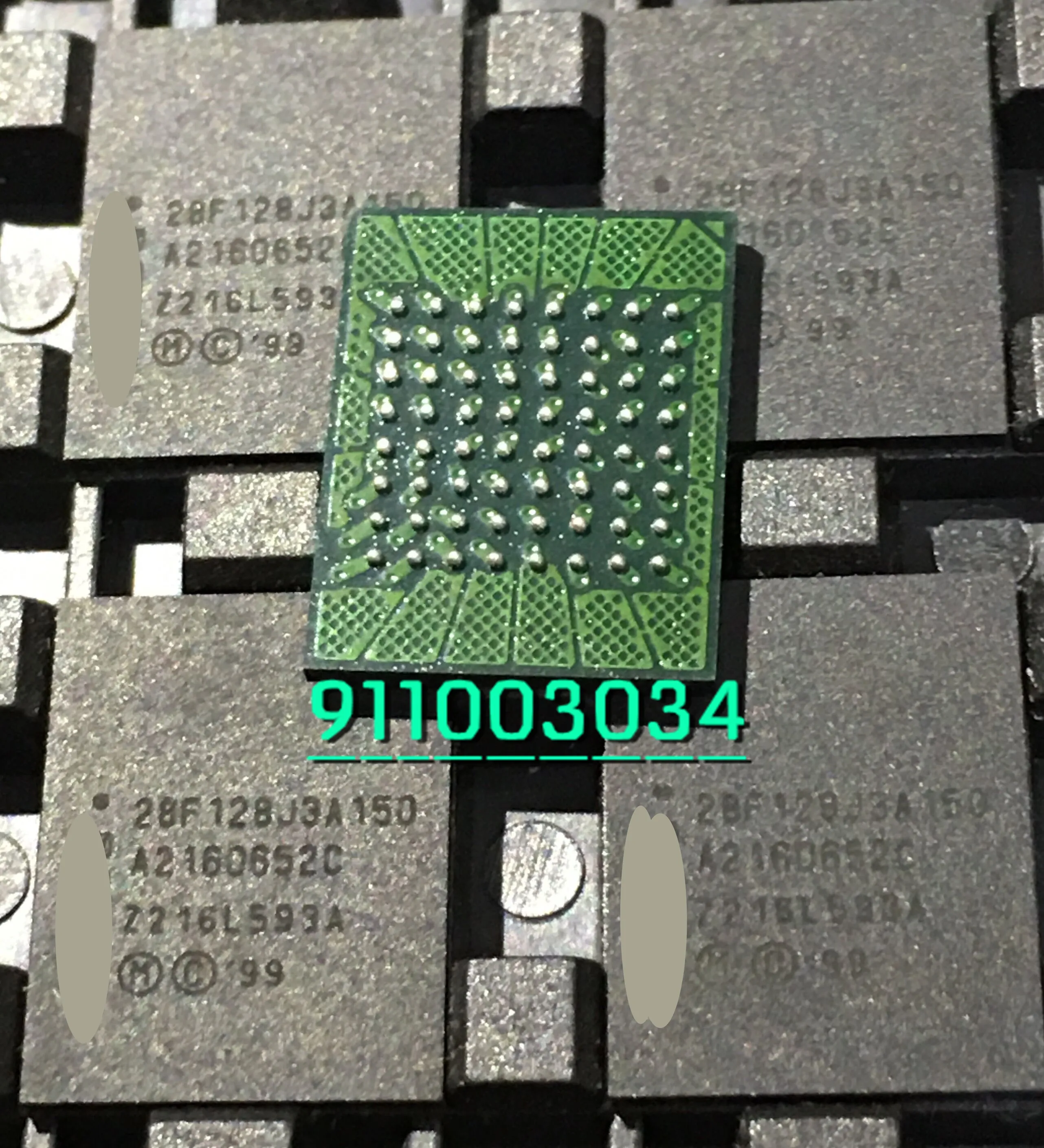 5 шт. RC28F128J3A150 28F128J3A150 BGA