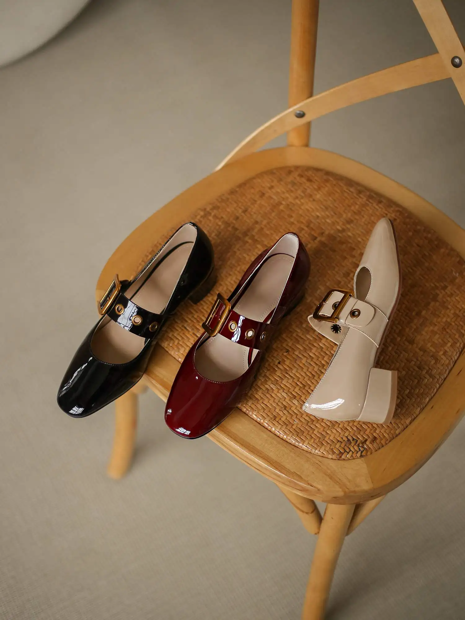 

Krazing Pot spring summer season full grain leather handmade square toe thick med heel buckle straps daily wear women pumps L12