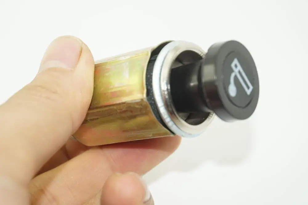 Кнопка для сиденья автомобиля зажигалка 12 вольтовый аксессуар|Детали