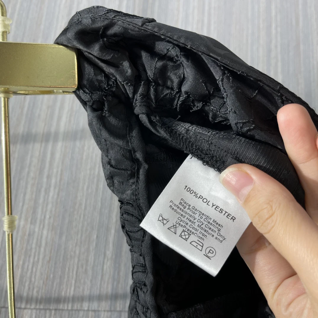 

High-end Brand Black Woman Shorts Summer 2020 Fashion Pearl Chains High Waist Shorts Good Quality Embroidery Flower Shorts Lady