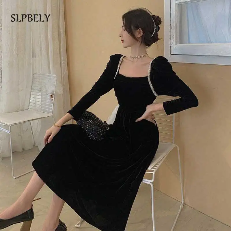 

SLPBELY Elegant Black Velvet Women Dress Autumn Winter Retro Square Collar A Line Dress French Hepburn Pearl Beading Midi Dress