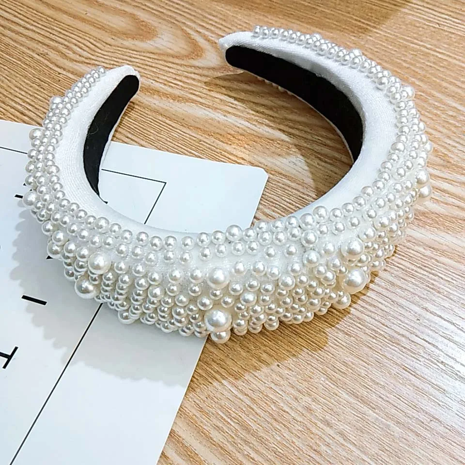

Fashion Headband Sponge Nail Full of White Pearl Headband Luxury High-end Fashion Headband Comfortable Press Hairband for Women