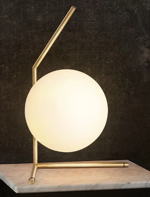 Настольная лампа в скандинавском стиле современные минималистичные светильники