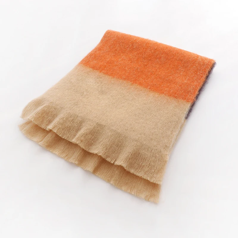 Женские шарфы в полоску длинные теплые зимние для улицы с кисточками женские