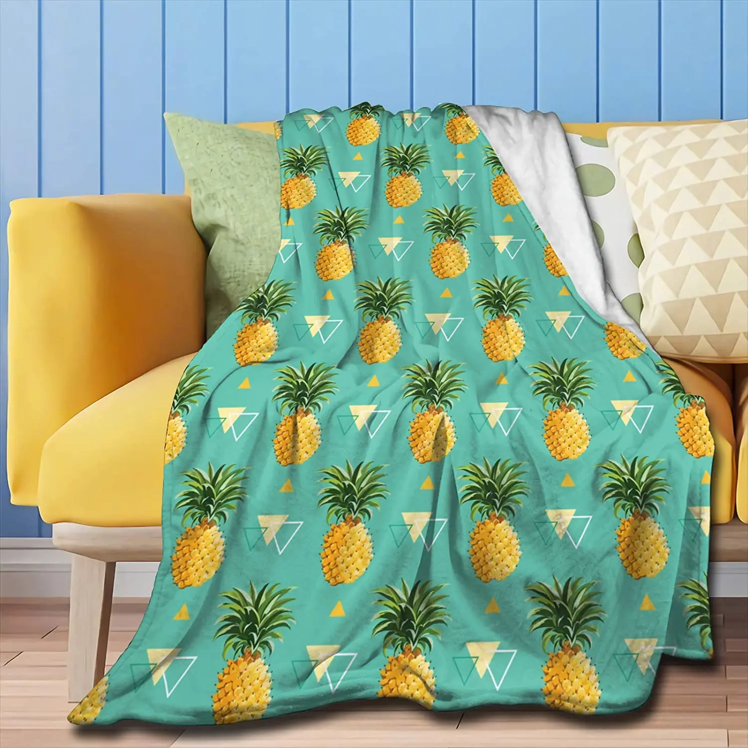 

Throw Blanket Pineapple Art Super Soft Flannel Luxury Bed Sofa Blanket for All Seasons 60"X50" Medium