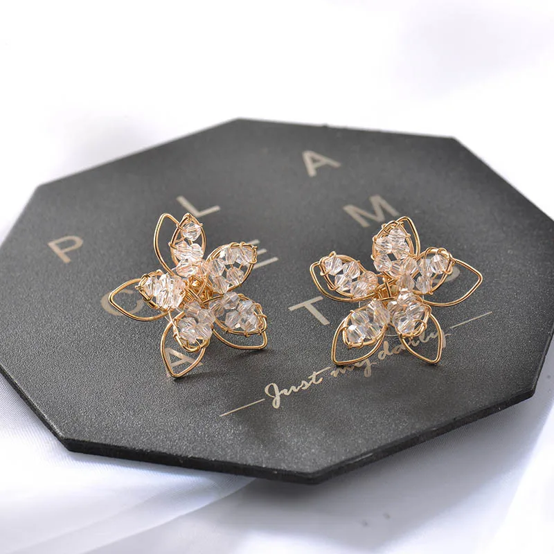 

ChangYi 2021 Trend Women Earrings Shiny Jewelry Flower Stud Earrings Elegant Unusual Metal Earrings Accessories