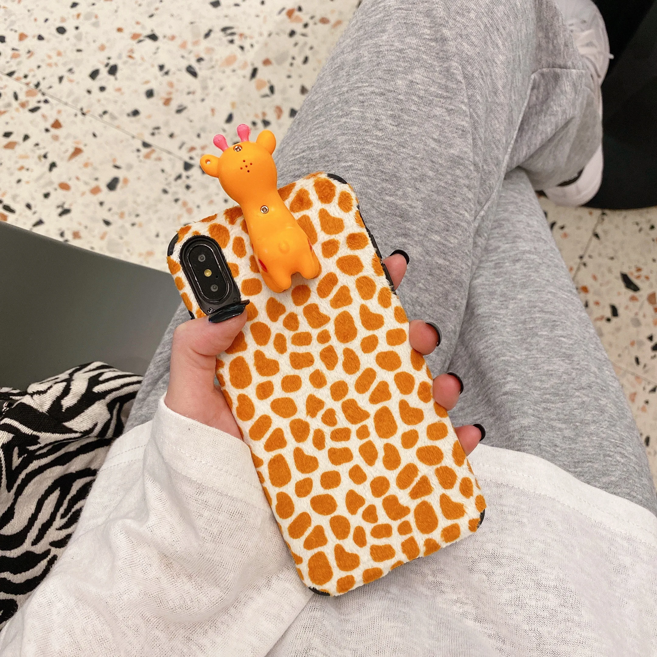 

Luminous sounding deer is suitable for iphone12 mini / 11 Pro Max mobile phone case 7 / 8plus x xsmax xr protective cover